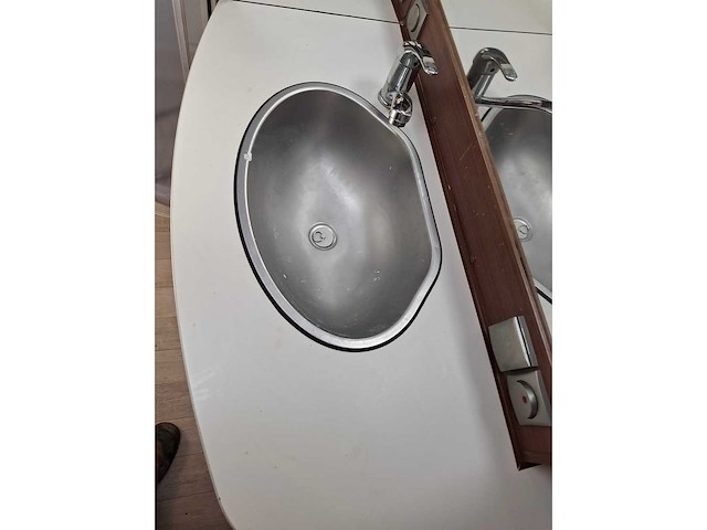 Fendt - 650 - saphire - caravan - afbeelding 43 van  91