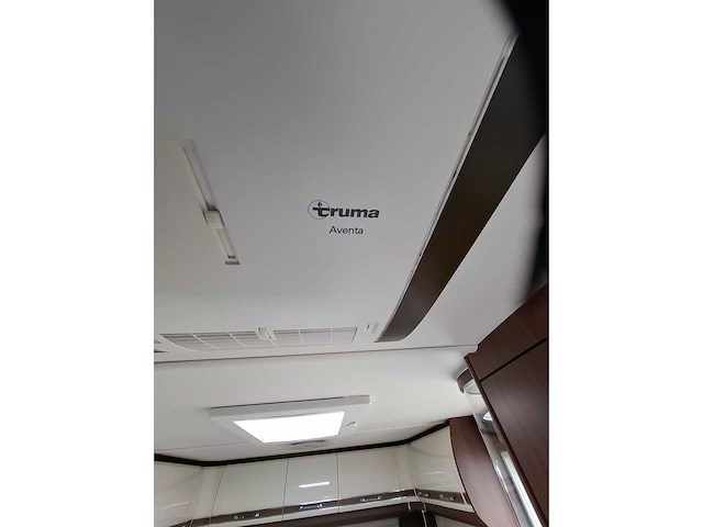 Fendt - 650 - saphire - caravan - afbeelding 58 van  91