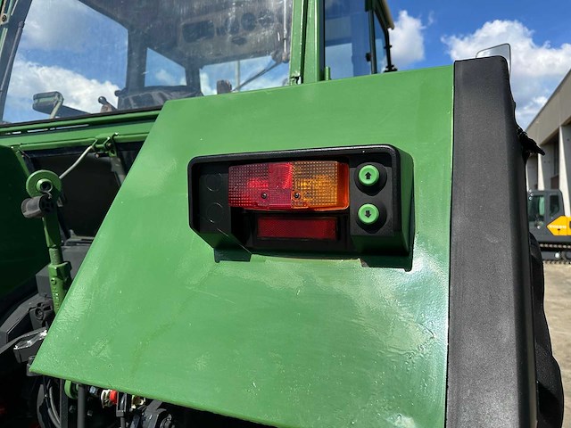 Fendt - favorit 614 lsa - vierwielaangedreven landbouwtractor - afbeelding 18 van  40