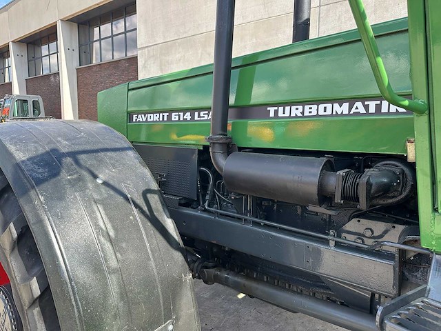 Fendt - favorit 614 lsa - vierwielaangedreven landbouwtractor - afbeelding 25 van  43