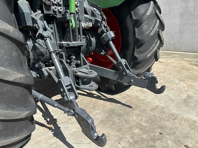 Fendt - favorit 614 lsa - vierwielaangedreven landbouwtractor - afbeelding 32 van  43