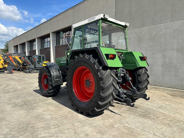 Fendt - favorit 614 lsa - vierwielaangedreven landbouwtractor - afbeelding 39 van  43