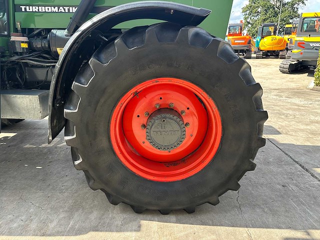 Fendt - favorit 614 lsa - vierwielaangedreven landbouwtractor - afbeelding 42 van  43