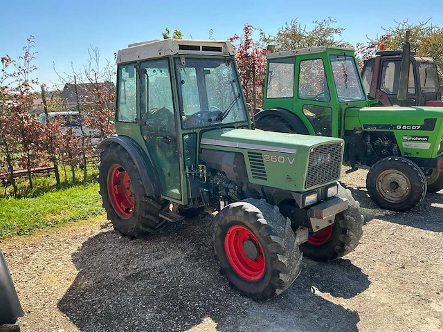 Fendt 260v tractor - afbeelding 10 van  11