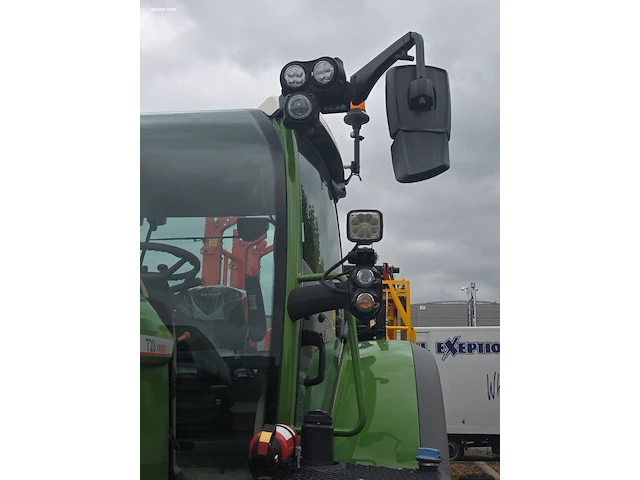 Fendt 720 vario 2wd tractor - afbeelding 2 van  35