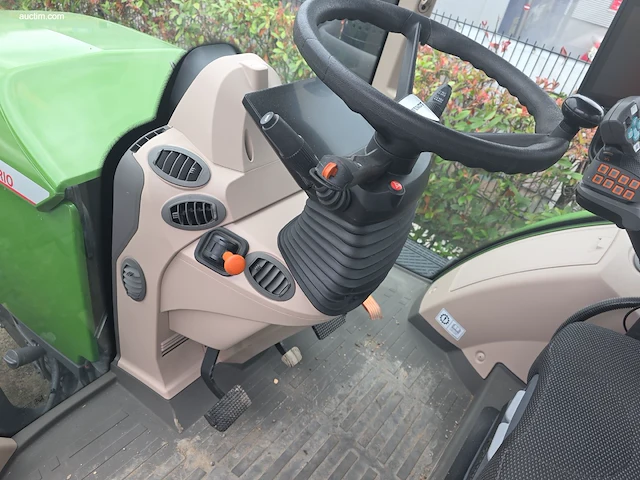 Fendt 720 vario 2wd tractor - afbeelding 11 van  35