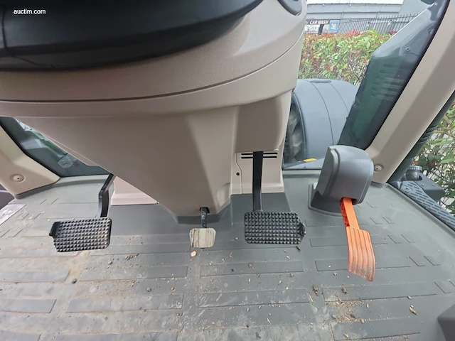 Fendt 720 vario 2wd tractor - afbeelding 17 van  35