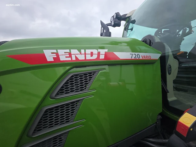 Fendt 720 vario 2wd tractor - afbeelding 22 van  35