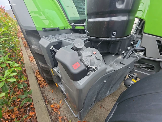 Fendt 720 vario 2wd tractor - afbeelding 24 van  35