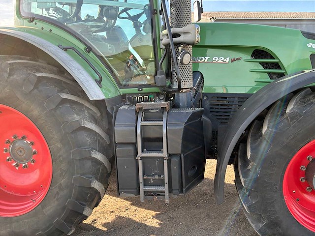 Fendt 924 vario tractor - afbeelding 8 van  38