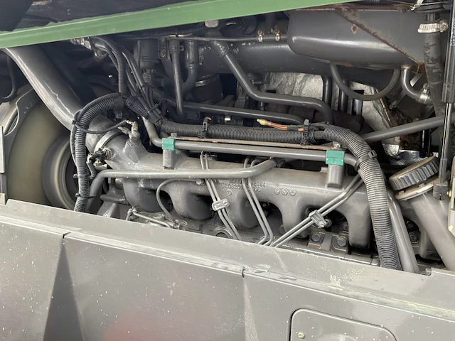Fendt favorit 816 turboshift vierwielaangedreven tractor - afbeelding 38 van  51