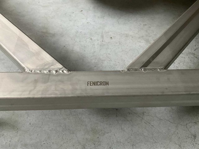 Fenicrom rvs mengcontainer - afbeelding 3 van  3