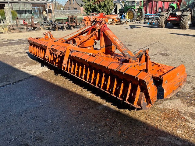 Feraboli rothoeve - afbeelding 2 van  9