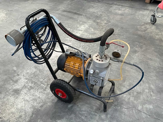 Feramo fe-2001 airless verfspuitsysteem - afbeelding 4 van  7