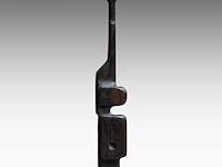 Ferdinand vonck (1921-2010), 'totem', wooden sculpture, signed and dated 1958 73 cm. (28.73 in.) - afbeelding 3 van  5
