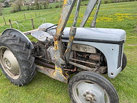 Ferguson vintage tractor - afbeelding 2 van  6