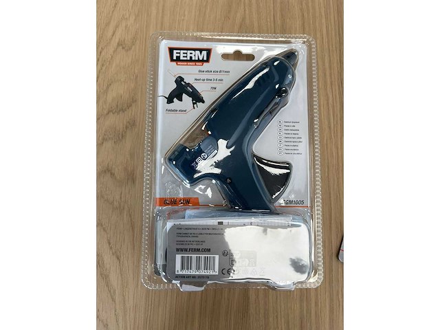 Ferm lijmpistool 70w ggm1005 + 12x lijmsticks ø11mm (15cm) - afbeelding 3 van  5