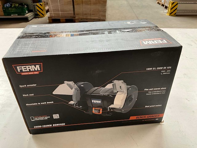 Ferm set tafelslijpmachine 250w, soldeerbout en haakse slijper 500w - afbeelding 4 van  10