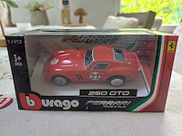Ferrari - lot n 4 miniatuurauto 1/13 - overige verzamelobjecten - afbeelding 10 van  11