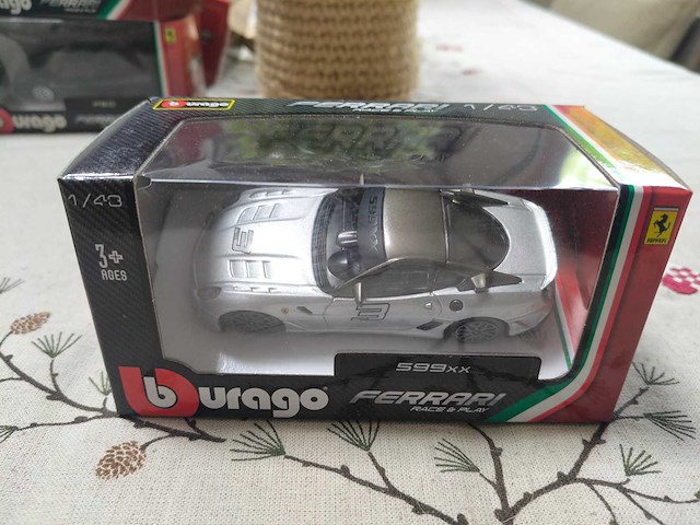 Ferrari - set van 15 burago 1/13 modelauto's - nieuwe verzamelobjecten - afbeelding 10 van  16