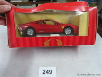 Ferrari 1:16 schaal - afbeelding 1 van  3