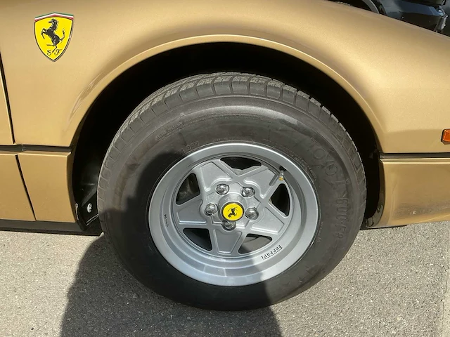 Ferrari 308 gts oldtimer - afbeelding 4 van  43