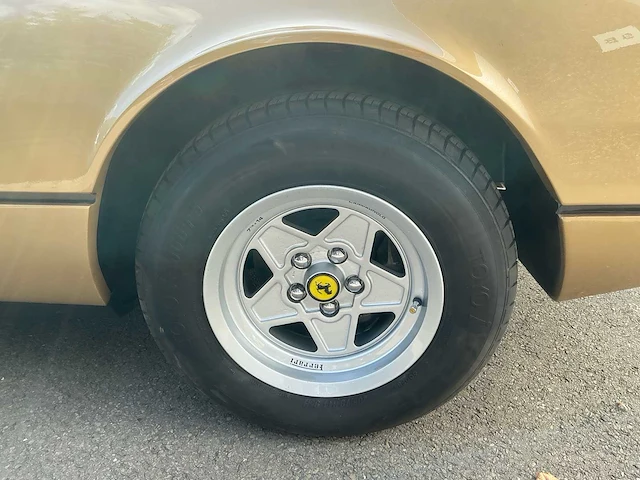 Ferrari 308 gts oldtimer - afbeelding 2 van  43