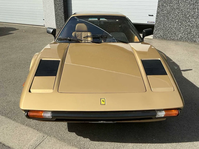 Ferrari 308 gts oldtimer - afbeelding 42 van  43