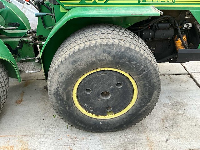 Ferrari 95/33 knicktractor + extra set banden - afbeelding 4 van  32