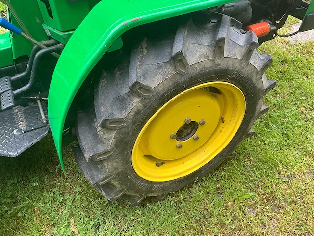 Ferrari 96rs smalspoor- en compacttractor - afbeelding 6 van  30