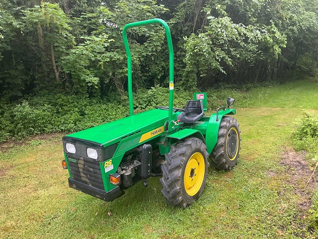 Ferrari 96rs smalspoor- en compacttractor - afbeelding 1 van  30