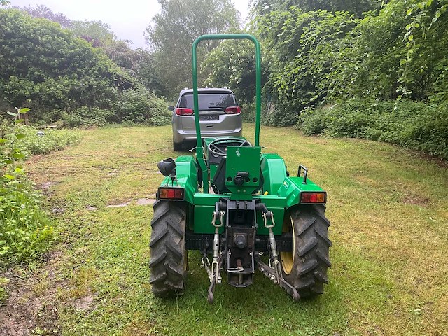 Ferrari 96rs smalspoor- en compacttractor - afbeelding 25 van  30