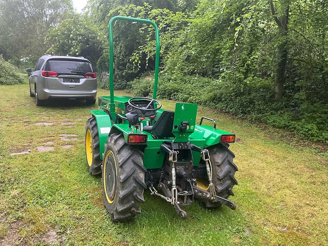 Ferrari 96rs smalspoor- en compacttractor - afbeelding 27 van  30