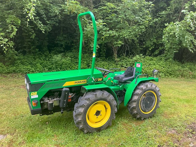 Ferrari 96rs smalspoor- en compacttractor - afbeelding 29 van  30