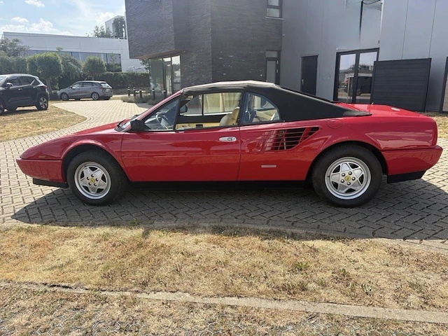Ferrari mondial, 1986 - afbeelding 24 van  25