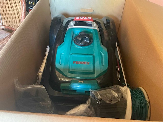 Ferrex accu robotmaaier - afbeelding 1 van  4