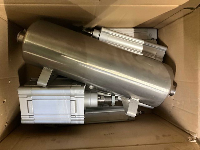 Festo cylinders en diversen (9x) - afbeelding 6 van  9