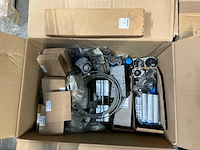 Festo cylinders, ventielen en diversen (139x) - afbeelding 9 van  13