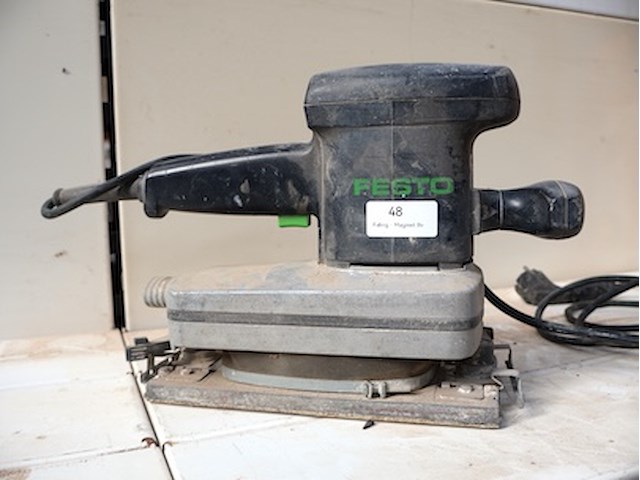Festo schuurmachine - afbeelding 1 van  3