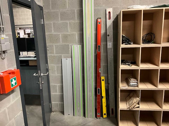 Festool partij waterpassen en zaaglatten - afbeelding 1 van  2