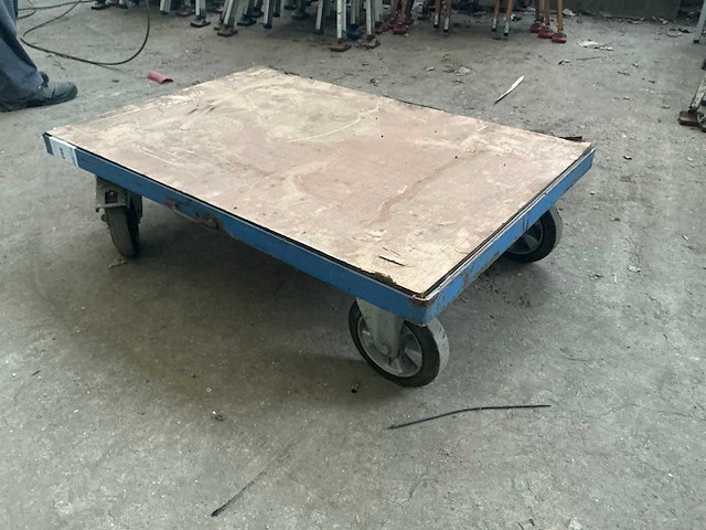 Fetra plateau wagen - afbeelding 1 van  4