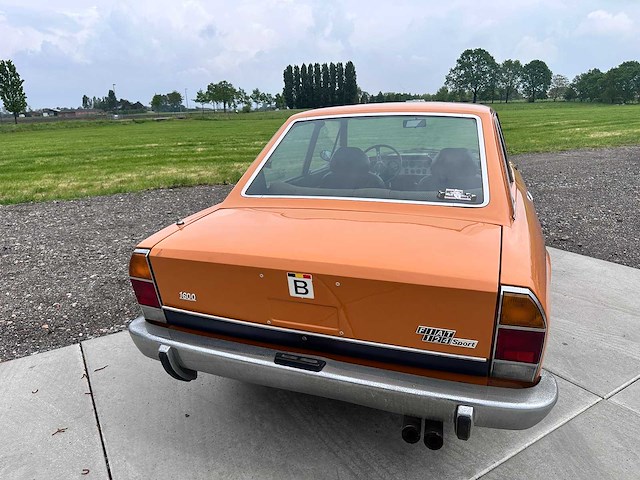 Fiat - 124 sport coupé - oldtimer - afbeelding 25 van  28