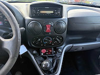 Fiat - 2010 - doblo - personenauto - afbeelding 17 van  28