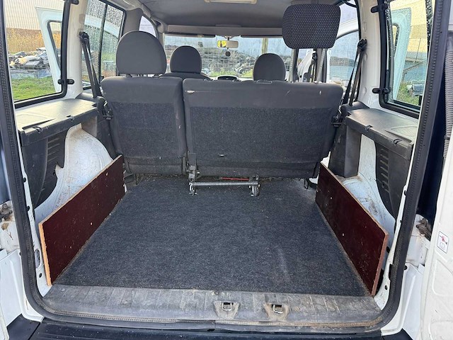 Fiat - 2010 - doblo - personenauto - afbeelding 11 van  28