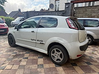 Fiat - 2010 - punto - auto - afbeelding 2 van  3