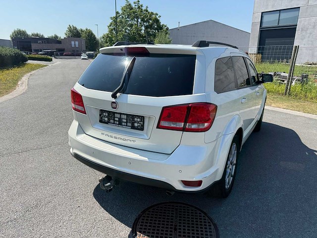 Fiat - 2014 - freemont - jeep - personenauto - afbeelding 3 van  26