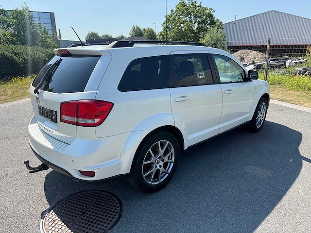 Fiat - 2014 - freemont - jeep - personenauto - afbeelding 25 van  26