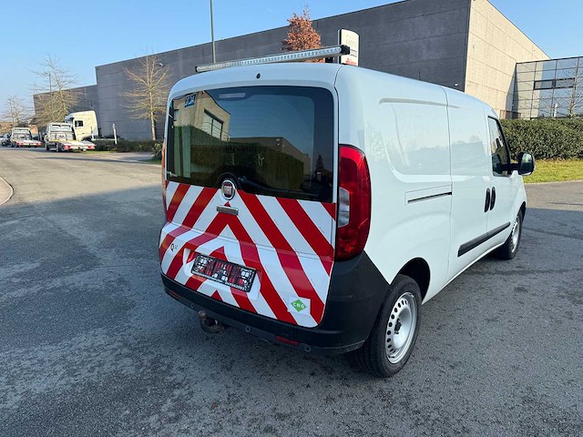 Fiat - 2018 - doblo - cng - personenauto - afbeelding 3 van  31