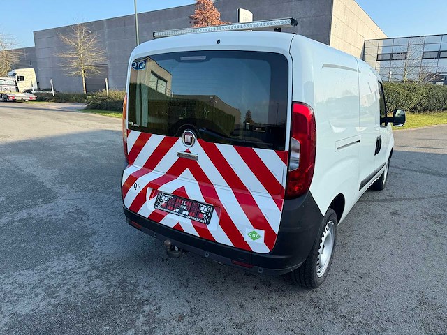 Fiat - 2018 - doblo - cng - personenauto - afbeelding 3 van  32