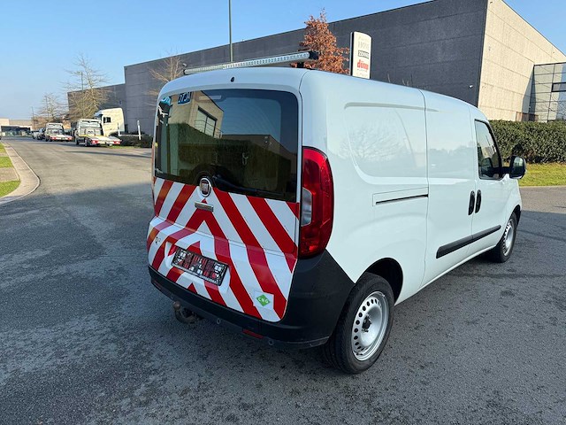 Fiat - 2018 - doblo - cng - personenauto - afbeelding 4 van  23